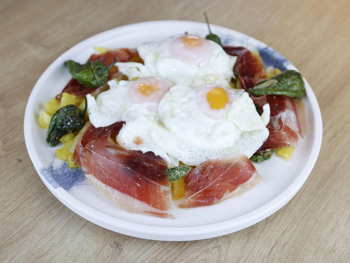 Pulpo a la gallega en Madrid centro, especialidad tradicional en Flor de Galicia