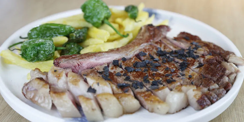 Chuletón de ternera gallega a la brasa en Madrid centro
