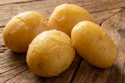 Cachelos en cocido gallego tradicional en Flor de Galicia (Barrio de Salamanca)