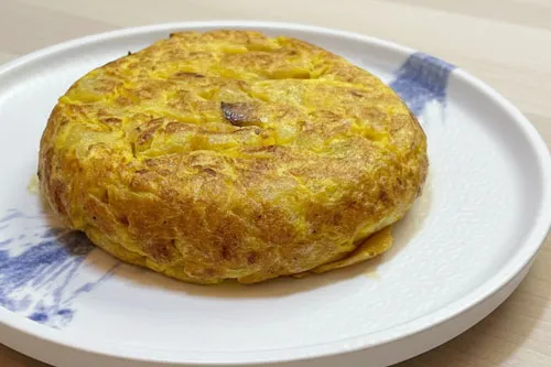 Tortilla de patatas gallega en Madrid centro, restaurante en el Barrio de Salamanca con las mejores tortillas caseras